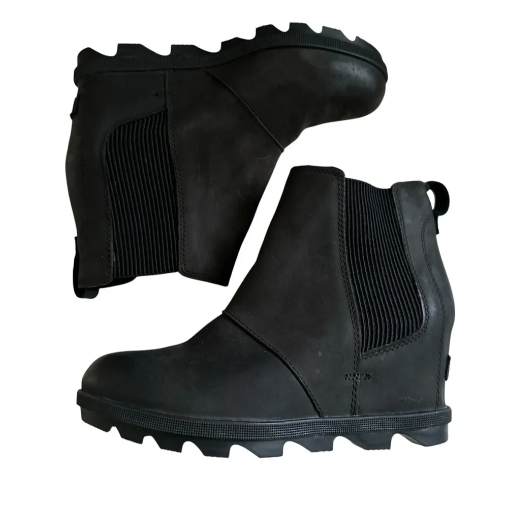 Sorel Joan Of Artic Wedge II Chelsea Black Boots Size 7.5